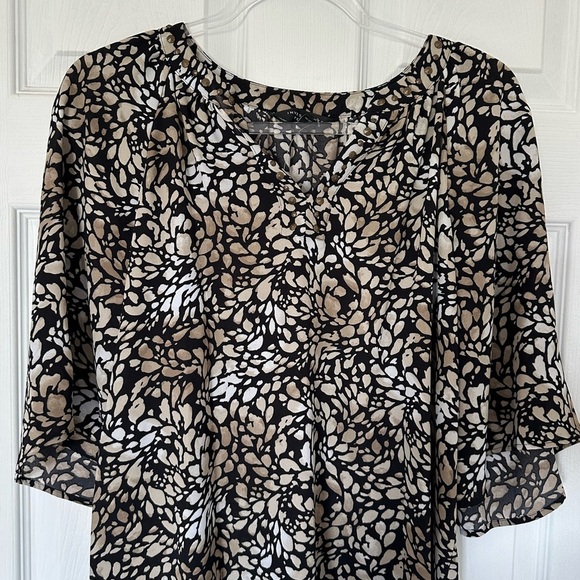 Investments Women’s Petite Medium Scoop Neck 3/4 Sleeve Blouse - Picture 2 of 6